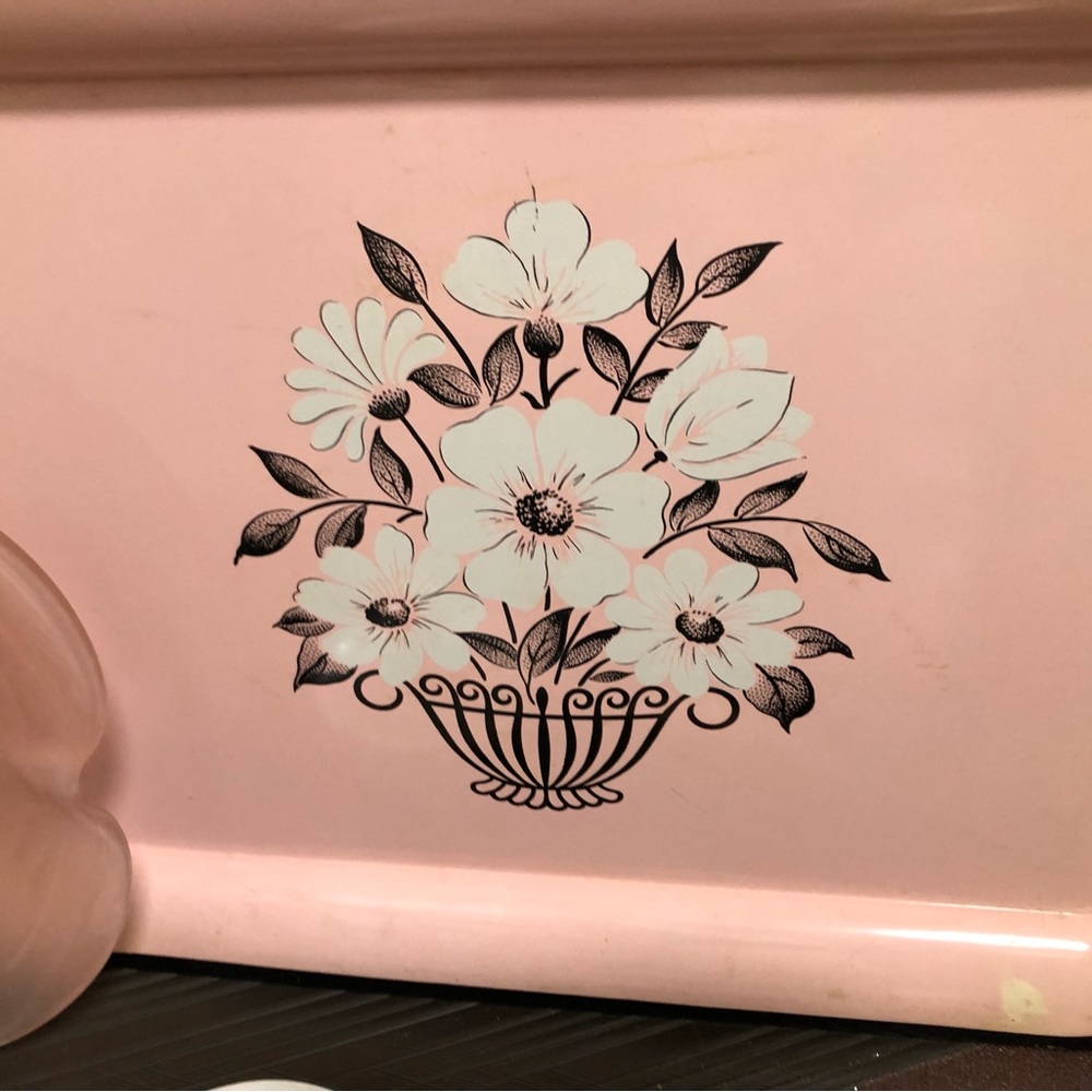 VTG Serving Tray & Pill Crusher